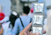 Sanciona a un alumno por repartir preservativos en su escuela