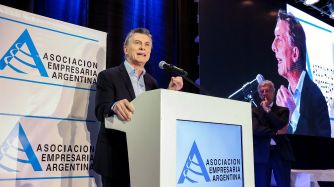 Macri ante la AEA.