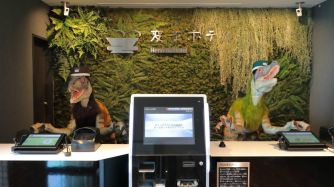 hotel robots japon