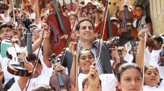 20180922_florez_tenor_jdf_g.jpg