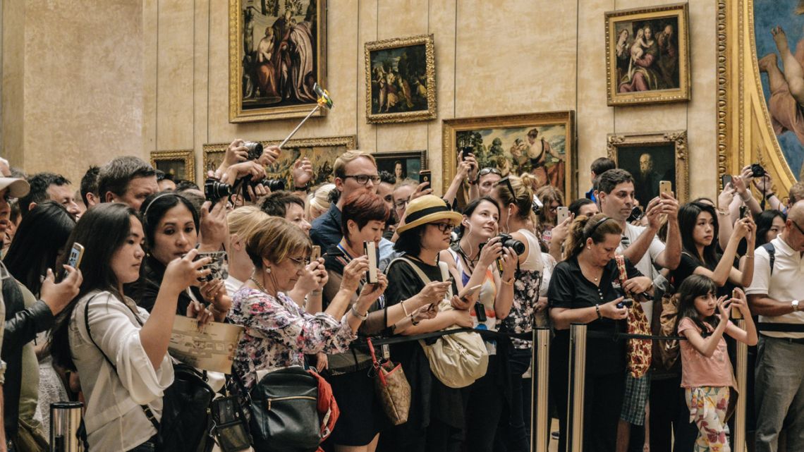 Selfies En El Museo Ventajas Y Desventajas De Un Cambio Inminente Perfil