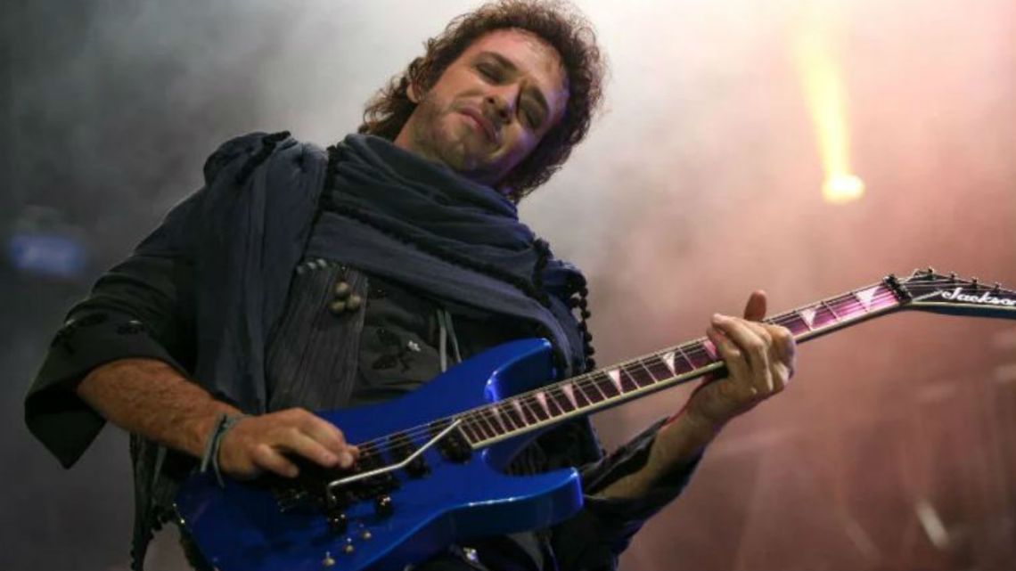 Dan a conocer un manuscrito inédito de Gustavo Cerati Exitoina