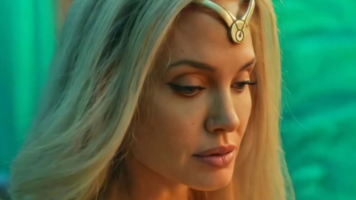 Eternals así luce Angelina Jolie en el primer tráiler de la