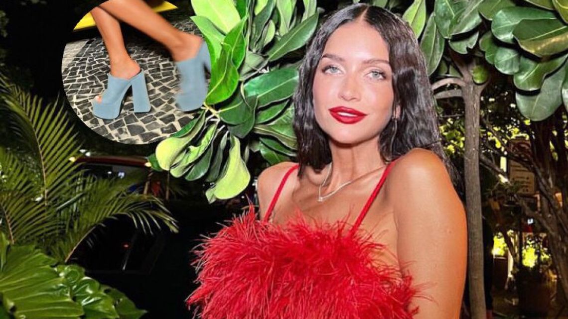 Zaira Nara deslumbró con un look sensual y zuecos de plataformas de