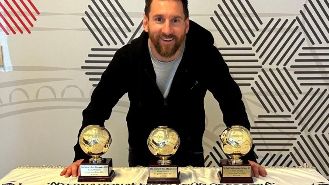 Más para la colección Lionel Messi recibió tres nuevos premios 442