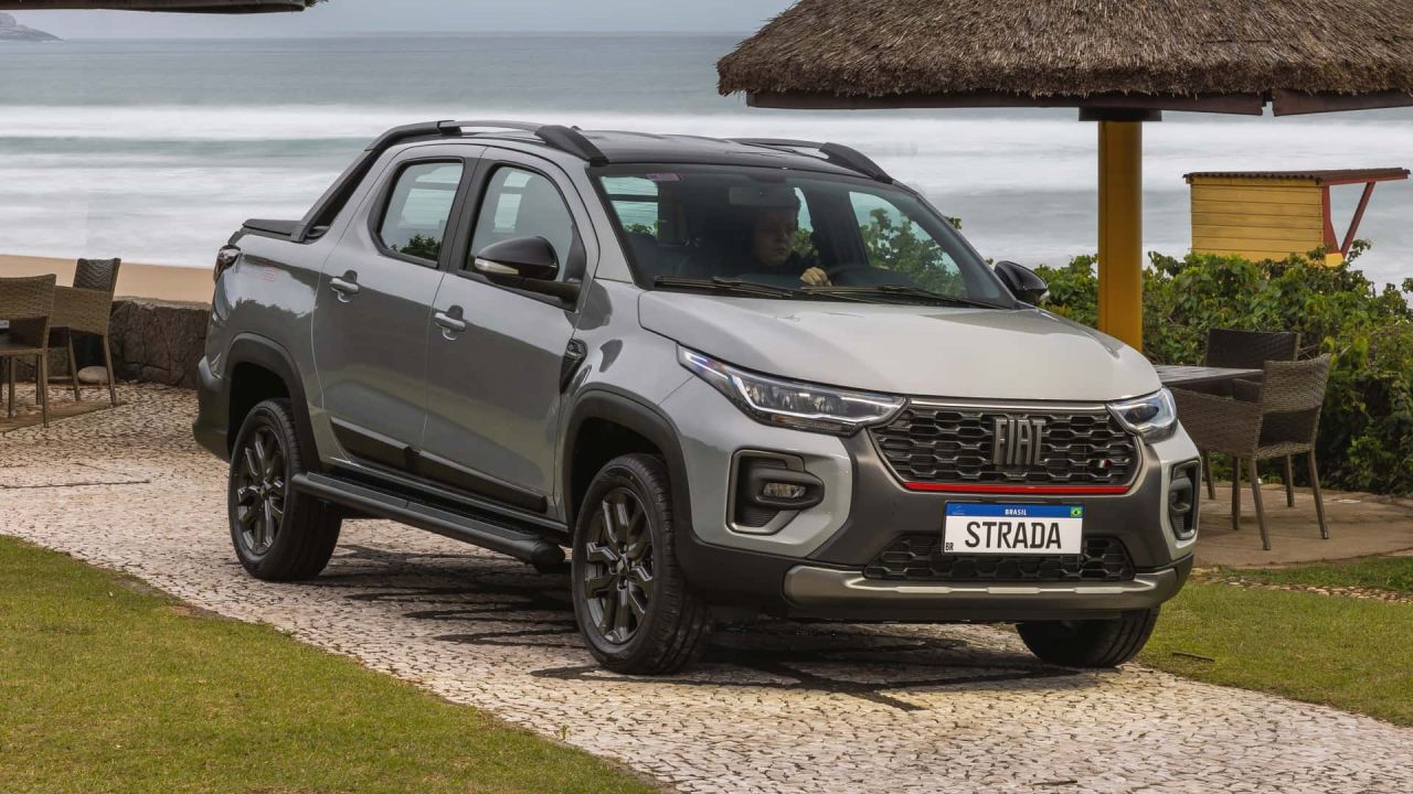 Se Presenta La Nueva Fiat Strada Con Motor Turbo Parabrisas