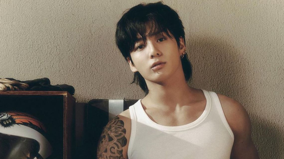 Jungkook de BTS dio un adelanto de cada tema de su álbum Golden