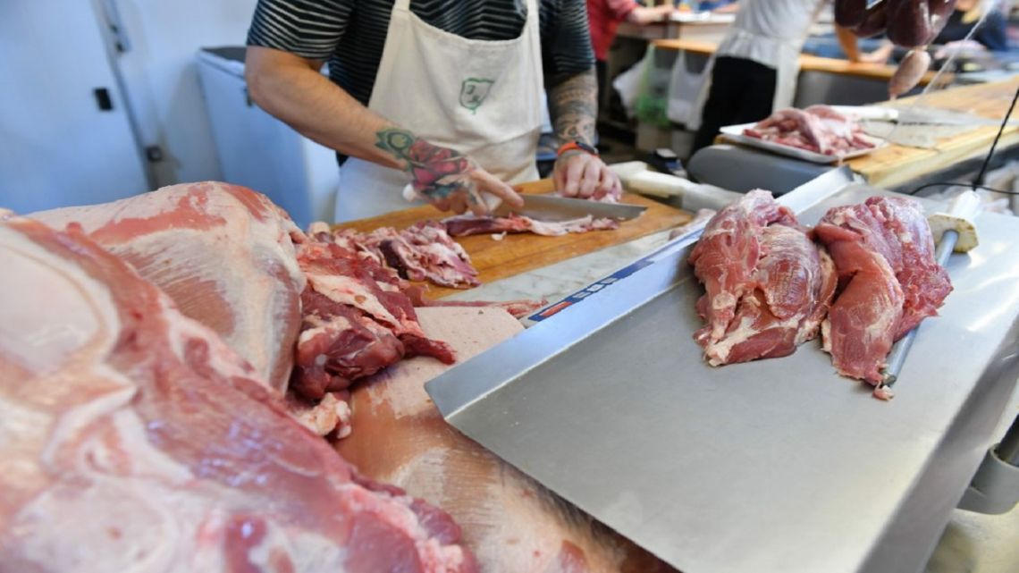 Al horno el consumo de carne cayó al nivel más bajo en 26 años Perfil