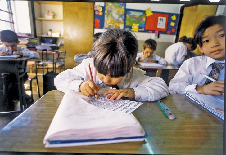 Escuelas. La interculturalidad es un objetivo que muchas veces también resultó víctima del asistencialismo y el clientelismo. Cuidar la lengua es mantener una cultura.
