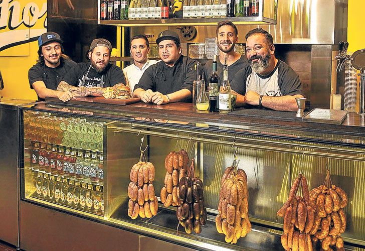 Choripaneria. En el local de Chorix en Palermo sólo venden sándwiches de chorizo y de morcilla.