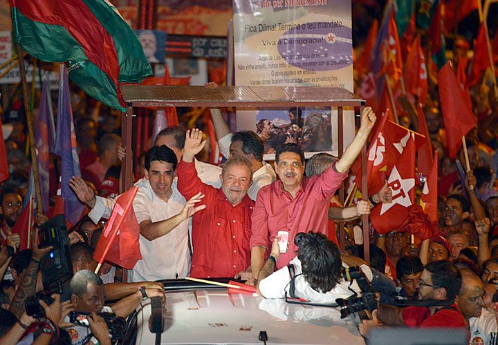 Carismático. El ex presidente lucha por reposicionar su partido en las próximas elecciones.