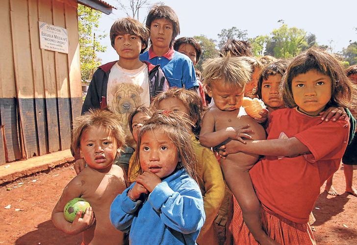 Mas es menos. Las familias con muchos hijos que residen en los centros urbanos son uno de los ejes más complejos de la situación: se necesitan políticas activas.