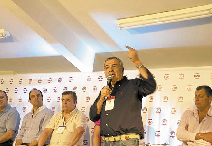 Correligionarios. Morales fue punzante. Estuvieron los históricos Coti Nosiglia, Jesús Rodríguez y Freddy Storani.