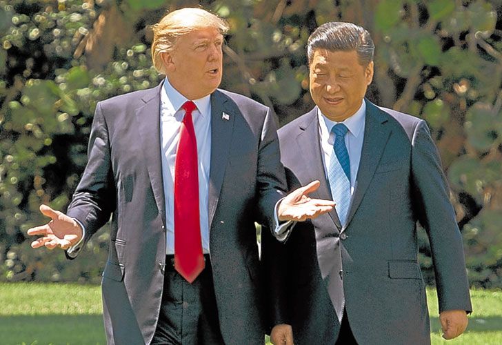 Mano a mano. Los presidentes de Estados Unidos y China se vieron cara a cara por primera vez.
