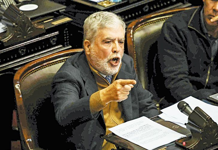 Complicado. Fue una semana negativa para el diputado, que debe afrontar el juicio por la tragedia de Once en pocos días.