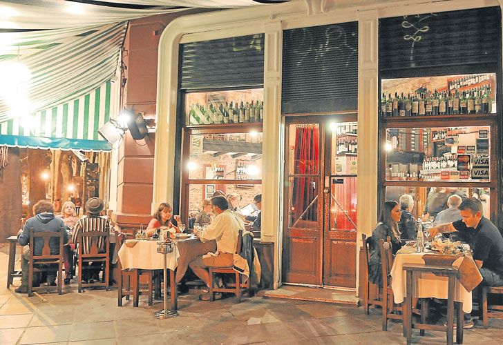 Sombras y luces. Los sectores pyme reclaman por el aumento de importaciones. El consumo revive en el sector de gastronomía.