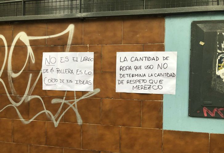 Carteles hechos por los compañeros de la alumna sancionada.