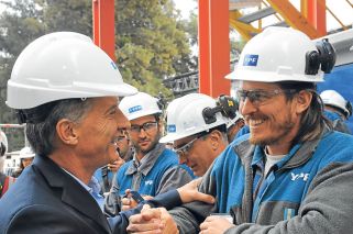 Macri prepara su reforma laboral con el petróleo como caso testigo