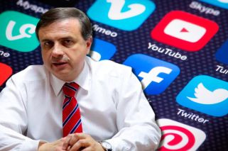 Proponen crear un Defensor Público en Redes Sociales