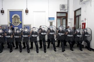 Revocan el ascenso al comisario cuestionado por el crimen de Brian