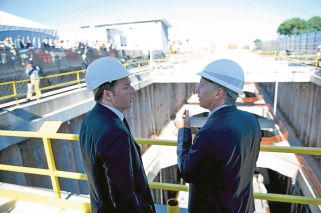 El Gobierno pretende que Odebrecht se vaya