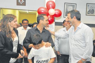 El ex de Vidal ya no oculta su relación con una funcionaria