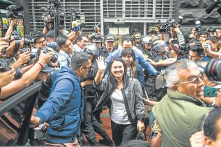 El clan Fujimori juega a tres puntas para regresar a la presidencia en Perú