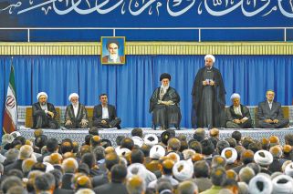 Las protestas en Irán enfrentaron a Jamenei y Rohani