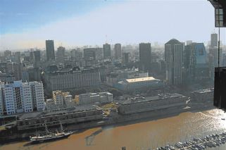 Dos pisos de Aníbal F. en Puerto Madero, en la mira de la Justicia