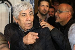 El camionero pone en juego su capital político y promete ‘reventar’ la 9 de Julio
