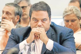Trabajo hará un ajuste de un 30% en sus programas
