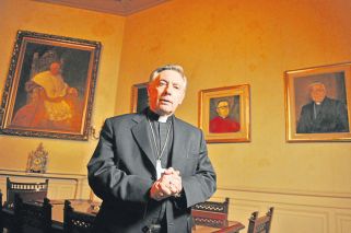 Aguer justificó el subsidio porque “las limosnas son miserables”