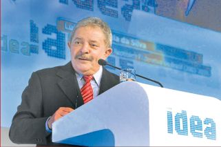 Yo te vi abrazar a Lula