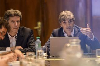 Denuncian a la mano derecha de Luis Caputo por cohecho y tráfico de influencias