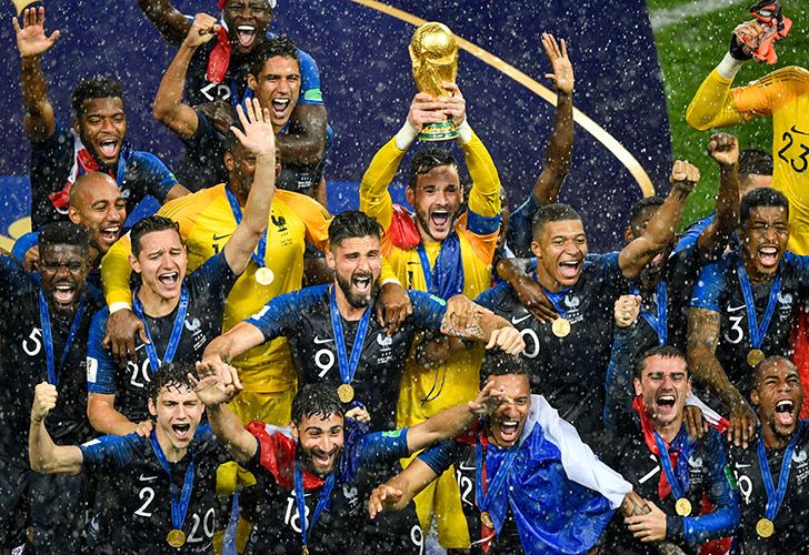 France win World Cup after beating Croatia in Moscow thriller Buenos