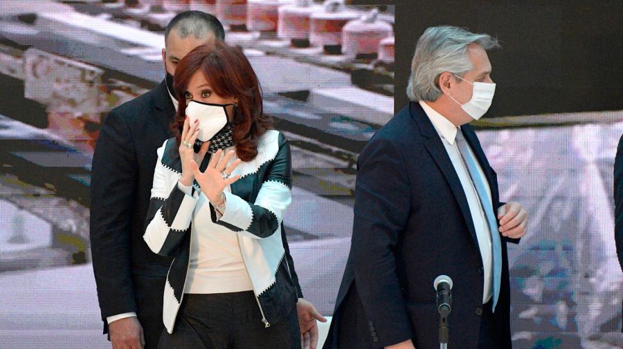 Cristina Kirchner, Alberto Fernández y Martín Guzmán. Foto: AFP.