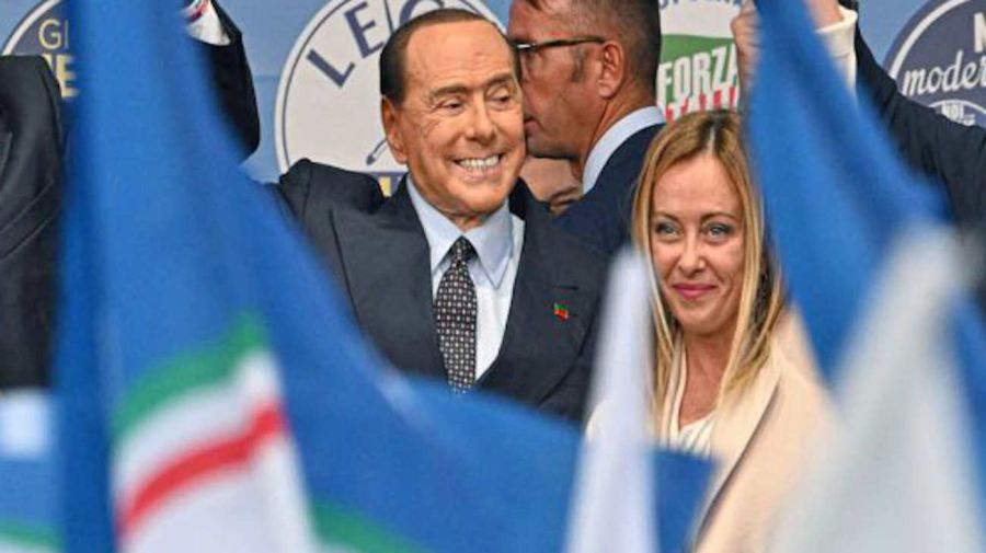 Silvio Berlusconi con Giorgia Meloni