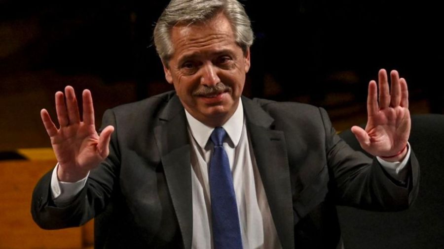 Alberto Fernández renunció a la candidatura presidencial