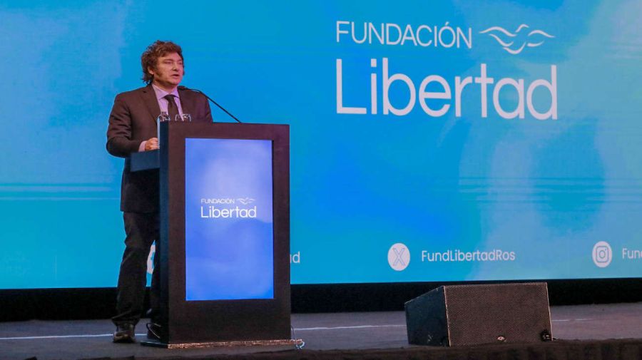 Milei se burló de Carlos Melconian durante su discurso en Fundación Libertad 