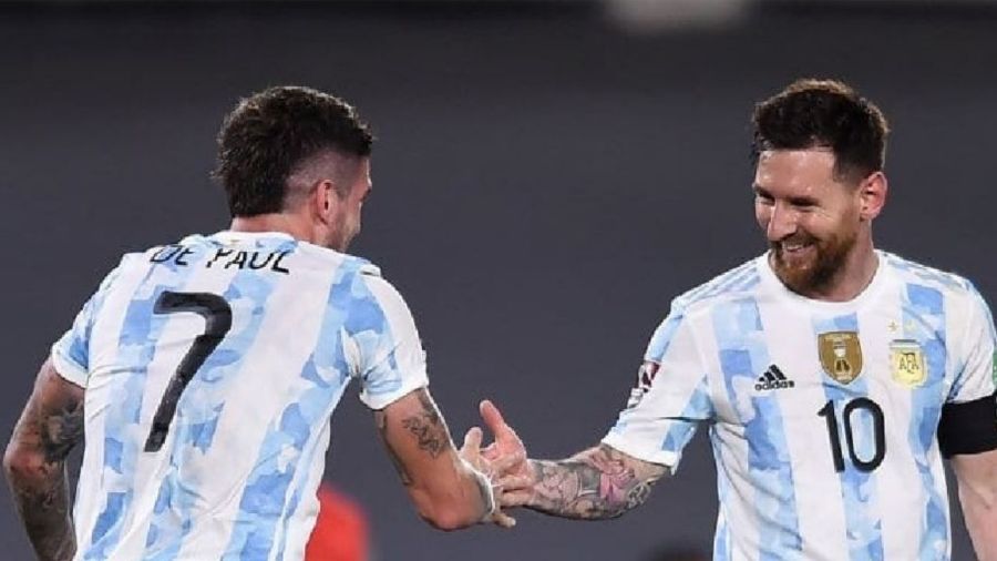 Rodrigo De Paul y Lionel Messi, grandes amigos. 