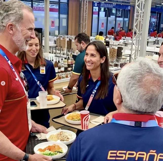 Felipe VI en su almuerzo con los deportistas. 