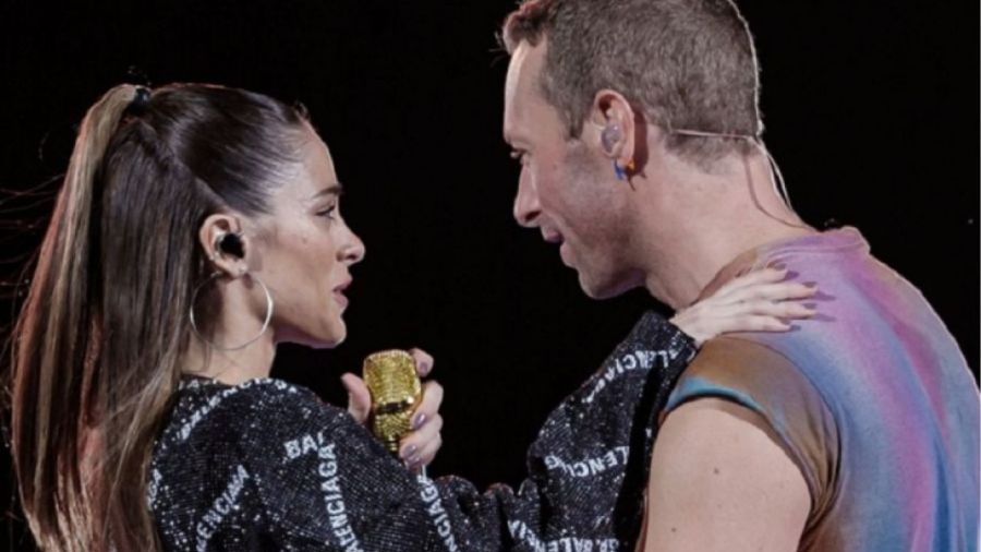 Tini Stoessel y Chris Martin