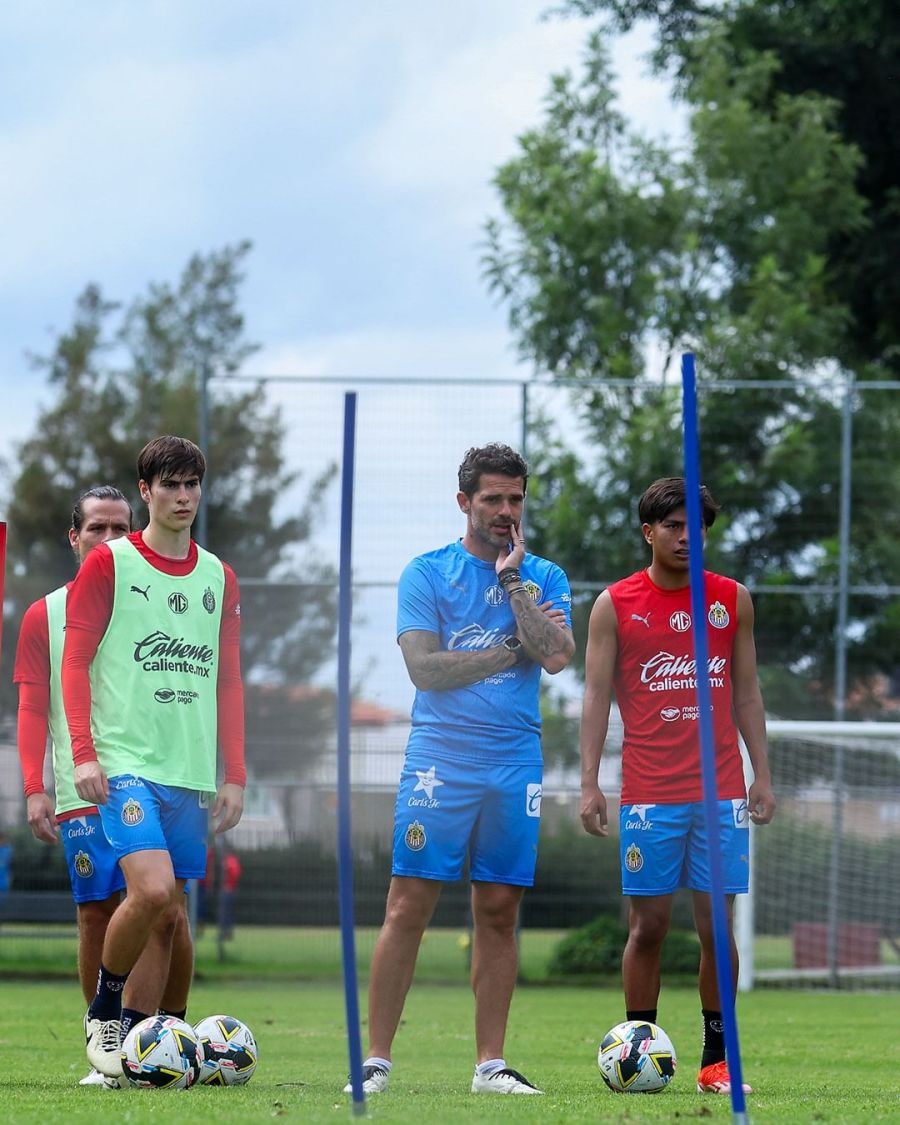 Fernando Gago en Chivas de Guadalajara. 