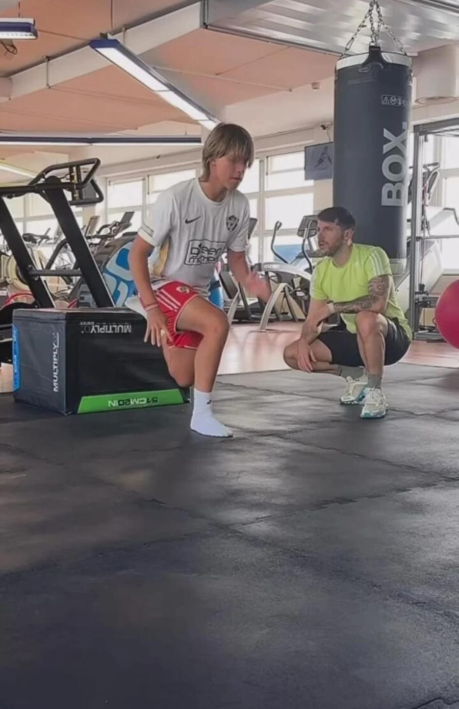 Valentino López entrenando