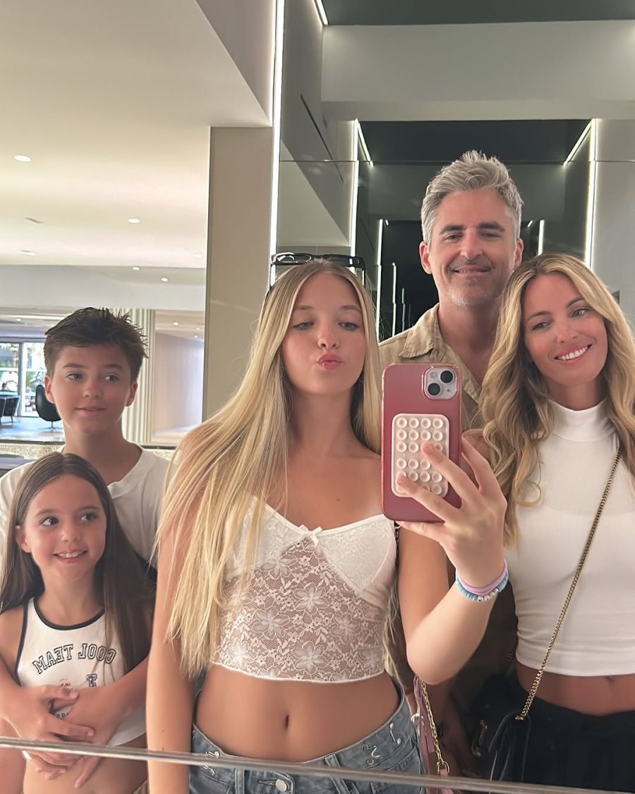 Rocío Guirao Díaz, Nicolás Paladini y sus hijos. 