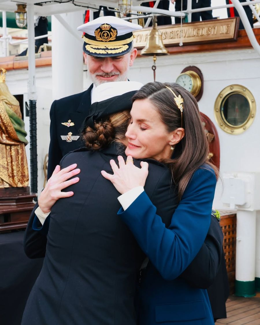 Felipe VI, Letizia Ortiz y Leonor. 