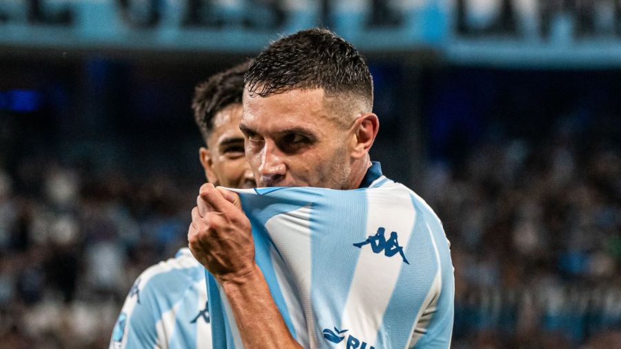 ADRIÁNN MARTÍNEZ