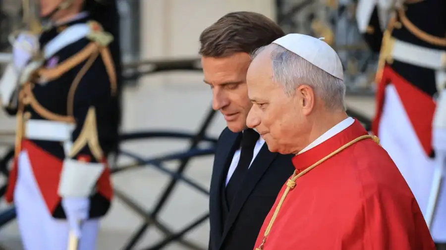 Papa León XIV en Francia