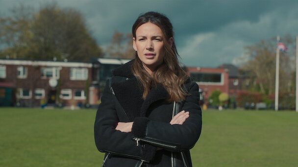 8 capítulos y muy atrapante: la serie de netflix que arrasa en todo el mundo