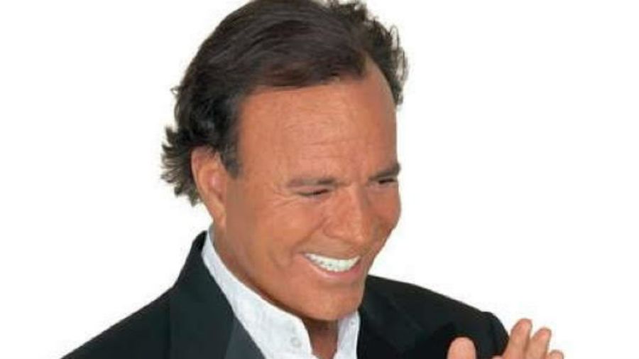 Julio Iglesias, en medio de escándalos sobre su paternidad, fue tendencia en las redes sociales